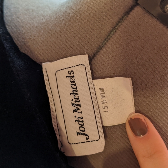 Vintage NWT black velvet midi dress with full sleeves! medium/small 9/10 - Picture 7 of 8